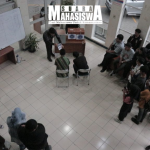 Suasana penghitungan suara Pemilihan Raya (Pemira) Presiden Mahasiswa dan Wakil Presiden Mahasiswa di Gedung H. Ahmad Sadali Universitas Islam Bandung (Unisba) pada Rabu, (15/2/23). (Foto: Farhan Anfasa Hidayat/SM).