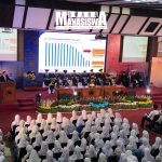 Potret sambutan Kepala Lembaga Layanan Pendidikan Tinggi (LLDIKTI) Wilayah IV Jawa Barat dan Banten dalam acara Taaruf Tahun Akademik 2026/2027 di Gedung Aula Hj. Kartimi Kridhoharsojo Universitas Islam Bandung (Unisba), Jalan Tamansari No. 1, Kota Bandung pada Senin, (14/9).   (Foto: Siska Vania/SM).